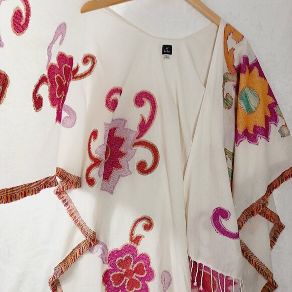 Echo, Southwestern, Lightweight, Poncho with Embroidered Accents, Fringe Trim OS - Picture 6 of 12